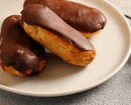 Image d'éclairs au chocolat faisant partie des recettes techniques à réaliser 